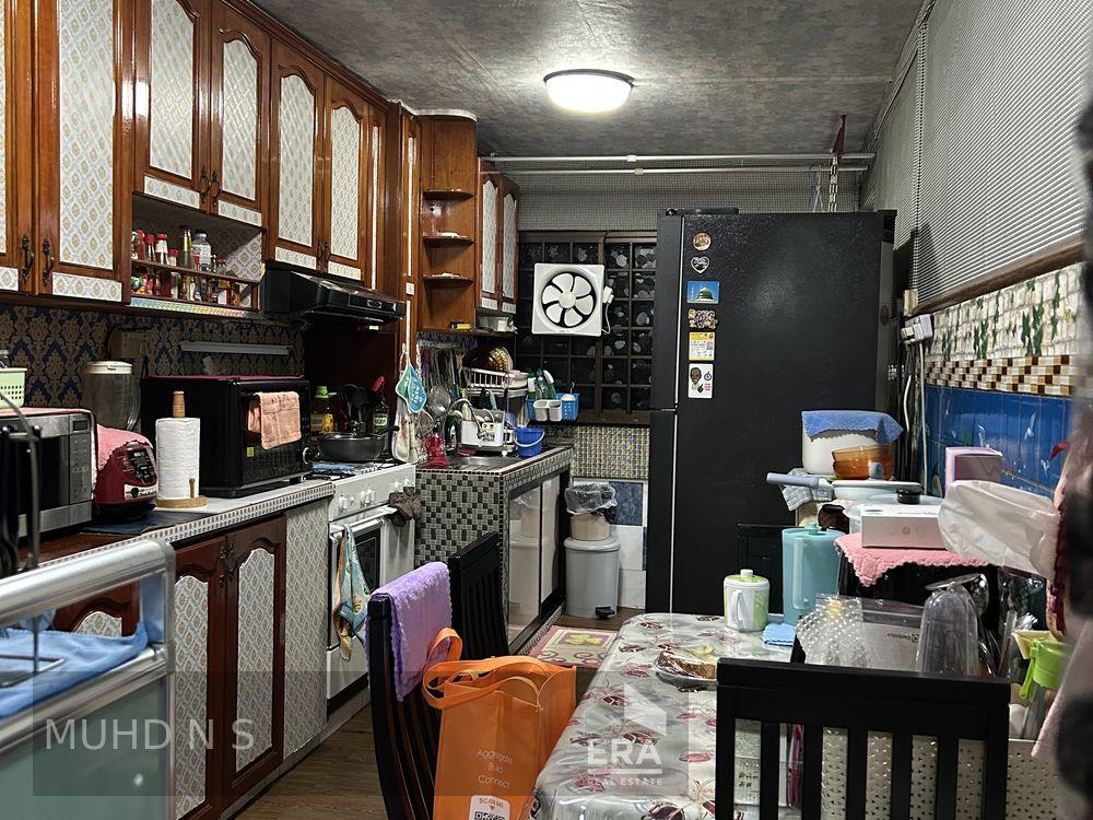 HDB - 3 room for Sale: Yishun Street 11, Yishun, D27, 760125