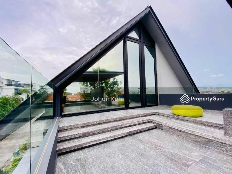 Prop-GPT: Bungalow: D15 Siglap Modern Contemporary Detached Bungalow Lowest entry D15