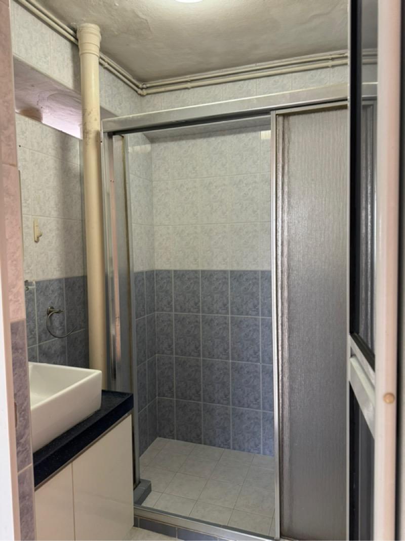 193 Lorong 4 Toa Payoh HDB Apartment For Sale, $700,000, 4 Bed 2 Bath 904 sqft $774.00 psf