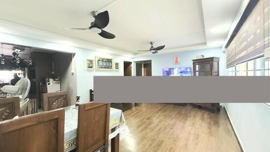 HDB Apartment for Sale: Tampines, D18, 520214