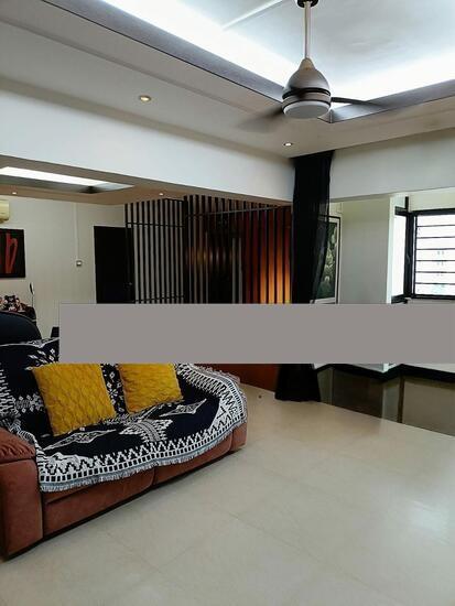 Prop-GPT: HDB Apartment: D22 Boon Lay 669C Jurong West Street 64