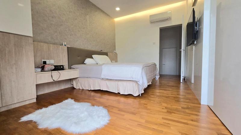 Burgundy Hill Semi-Detached House For Sale, $3,350,000, 4 Bed 5 Bath 4,000 sqft $1,259.00 psf