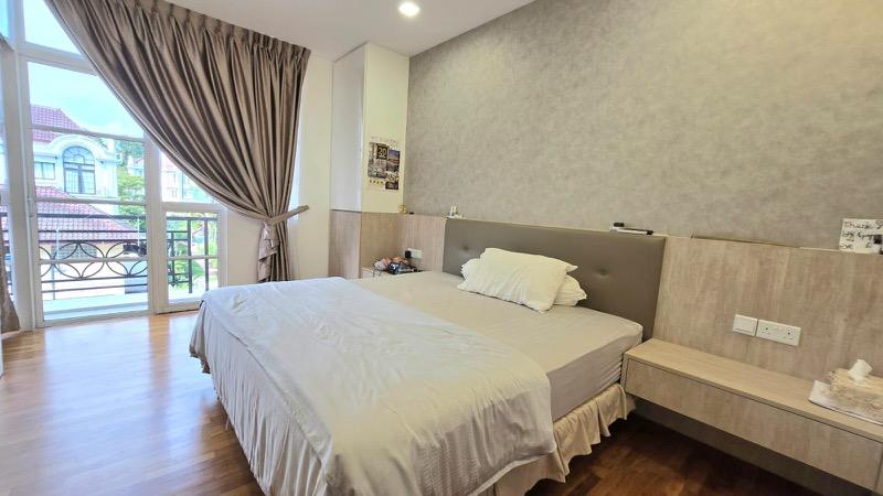 Burgundy Hill Semi-Detached House For Sale, $3,350,000, 4 Bed 5 Bath 4,000 sqft $1,259.00 psf