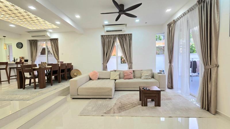 Burgundy Hill Semi-Detached House For Sale, $3,350,000, 4 Bed 5 Bath 4,000 sqft $1,259.00 psf