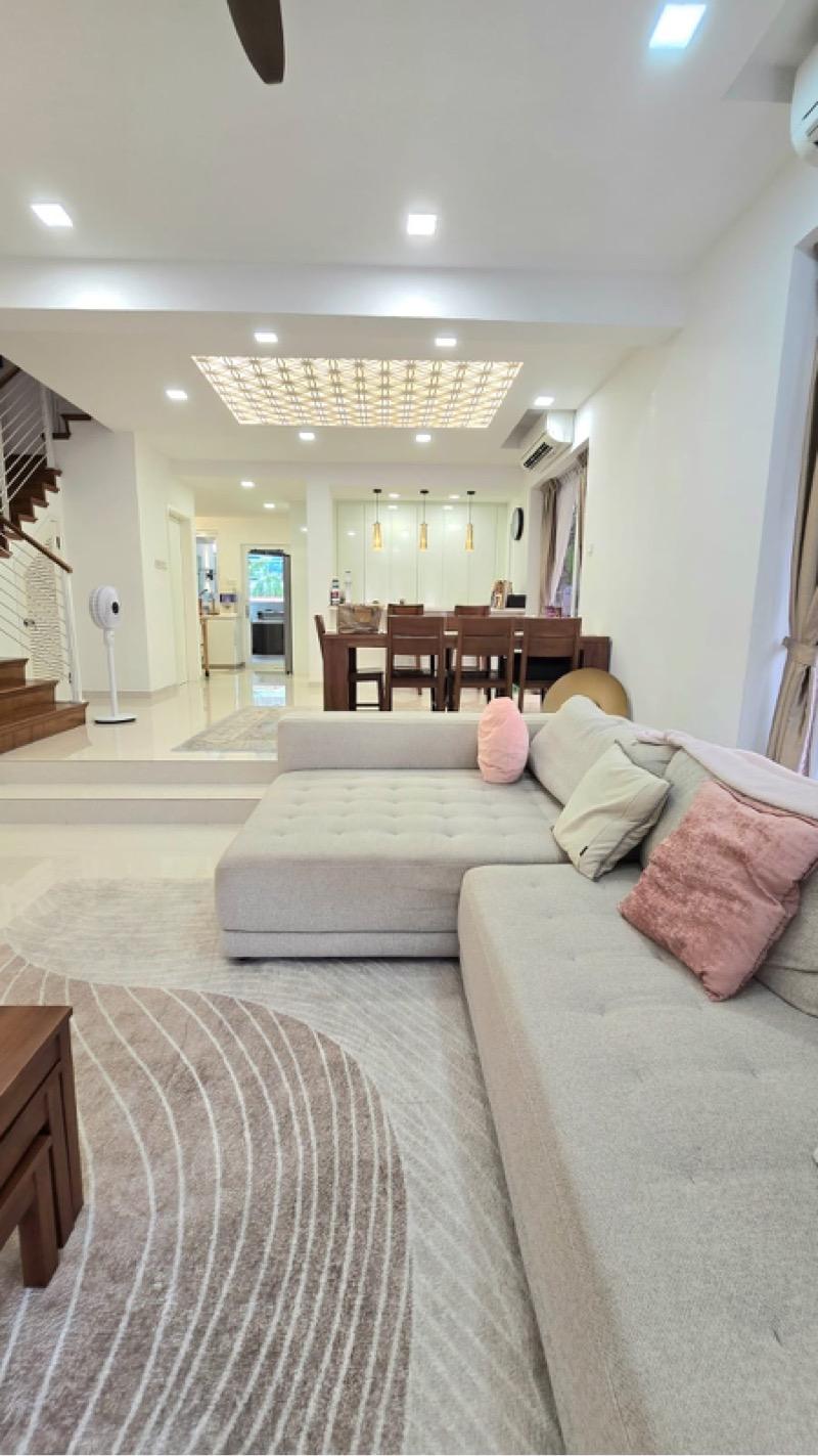 Burgundy Hill Semi-Detached House For Sale, $3,350,000, 4 Bed 5 Bath 4,000 sqft $1,259.00 psf