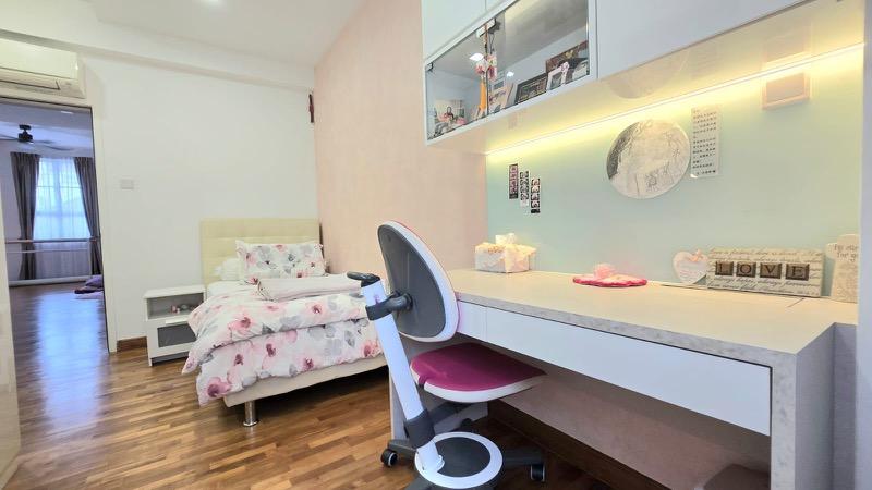 Burgundy Hill Semi-Detached House For Sale, $3,350,000, 4 Bed 5 Bath 4,000 sqft $1,259.00 psf