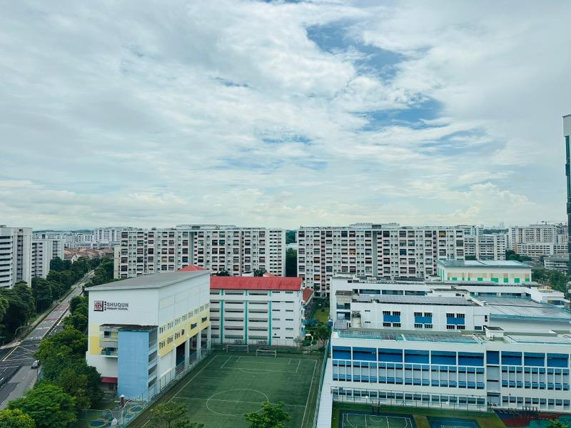Prop-GPT: Condominium: D22 Boon Lay The Lakeshore