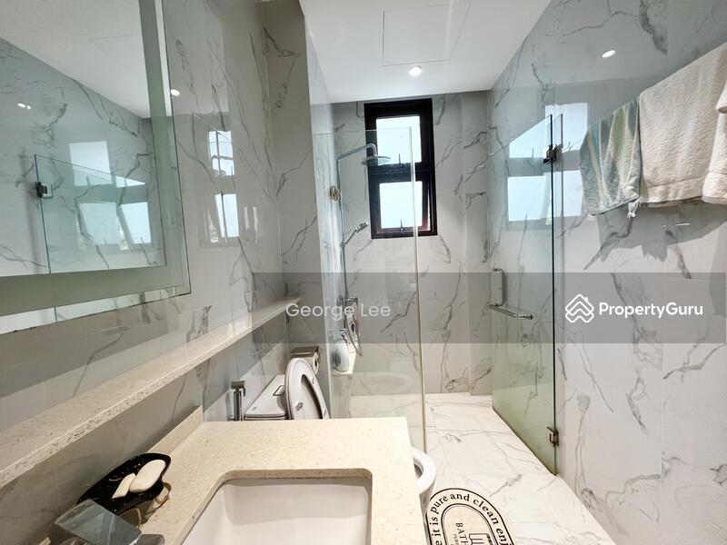 Semi-Detached for Sale: D19, 555171