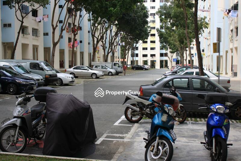 HDB Flat for Sale: Yishun, D27, 760245