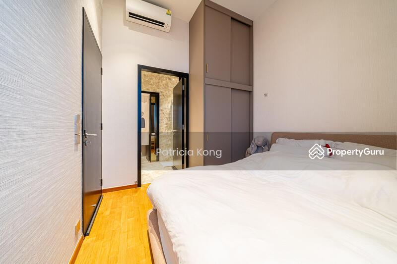 Condominium for Sale: D18, 528592