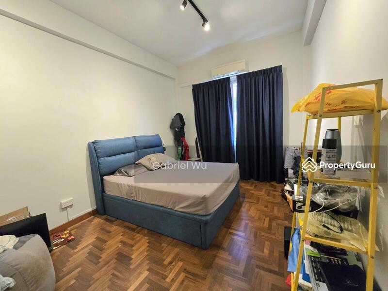  4 Gray Lane  Walk Up  Freehold Heritage