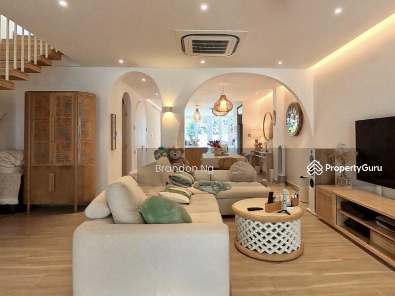 LANDED7772 @ RENOVATED MOVE IN TERRACE OFF SIGLAP