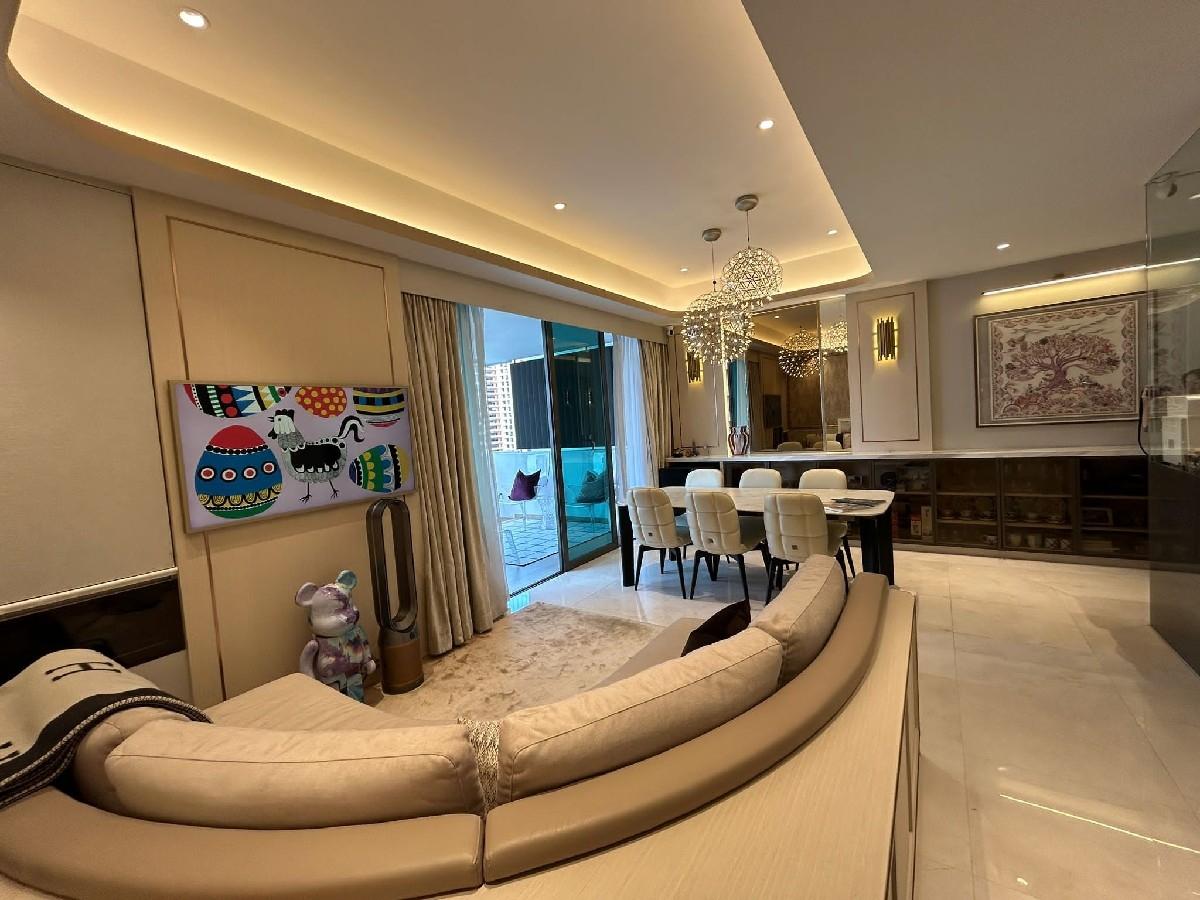 Prop-GPT: Condominium: D09  8 Saint Thomas