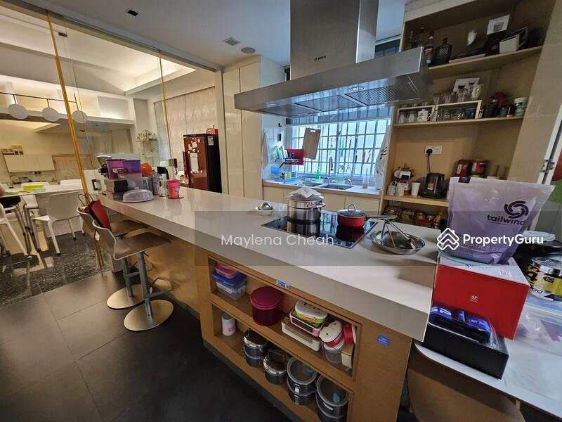 Upper Bukit Timah Beauty World