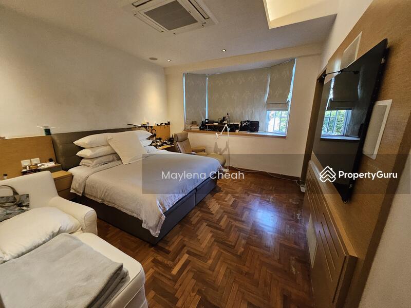 Upper Bukit Timah Beauty World