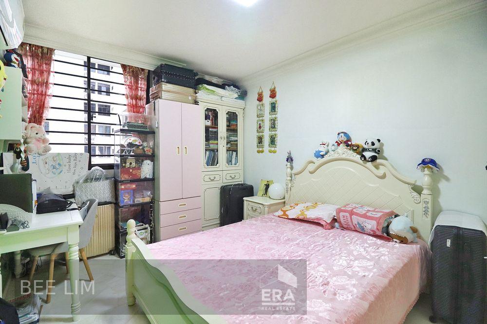 Renovated, High Floor. Extension Required. Within 1km to Maha Bodhi