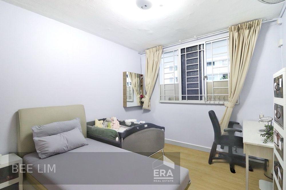 High Floor Renovated. No Extension Required. Cheap! Opp Maha Bodhi