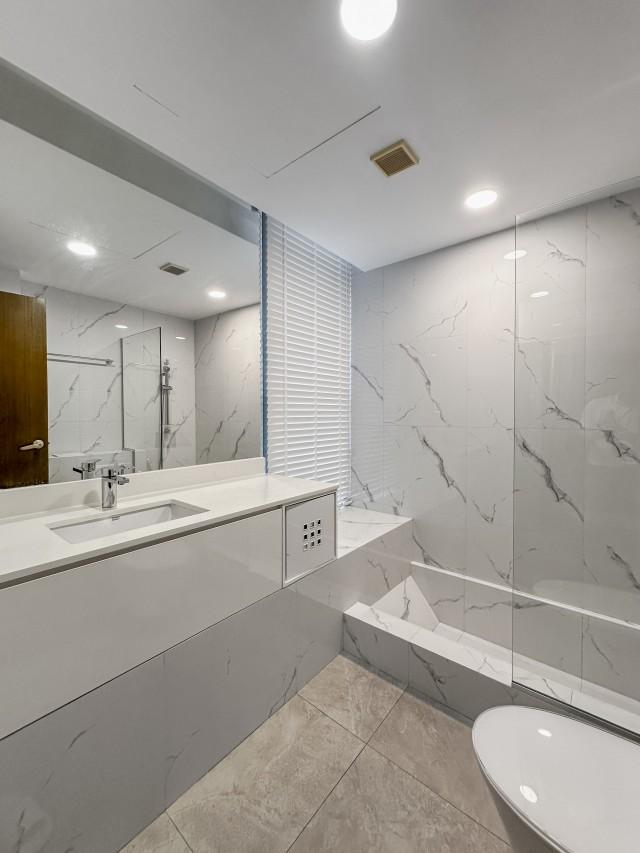 Watermark Robertson Quay Apartment For Sale, $3,591,300, 3 Bed 3 Bath 1,711 sqft $2,099.00 psf