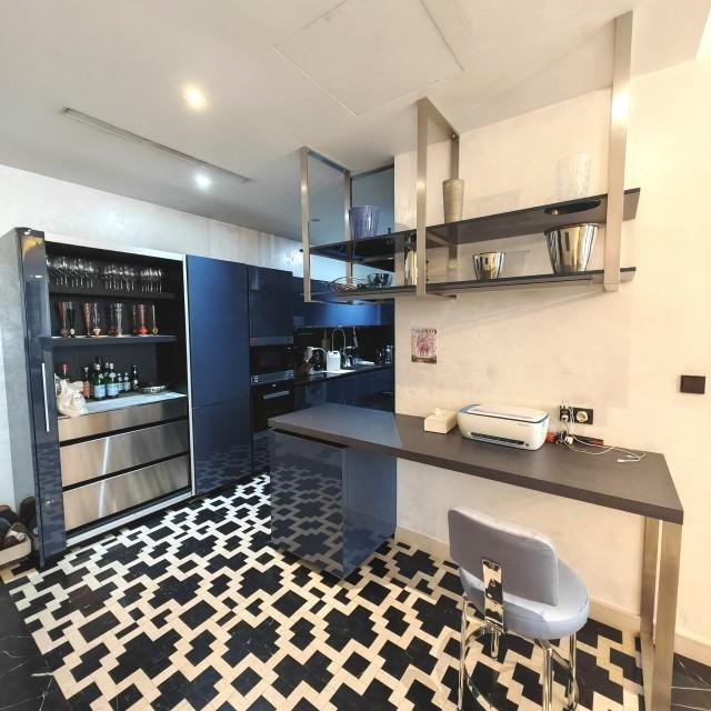 Cuscaden Residences Condominium For Sale, $3,950,0003 Bath 1,485 sqft $2,660.00 psf