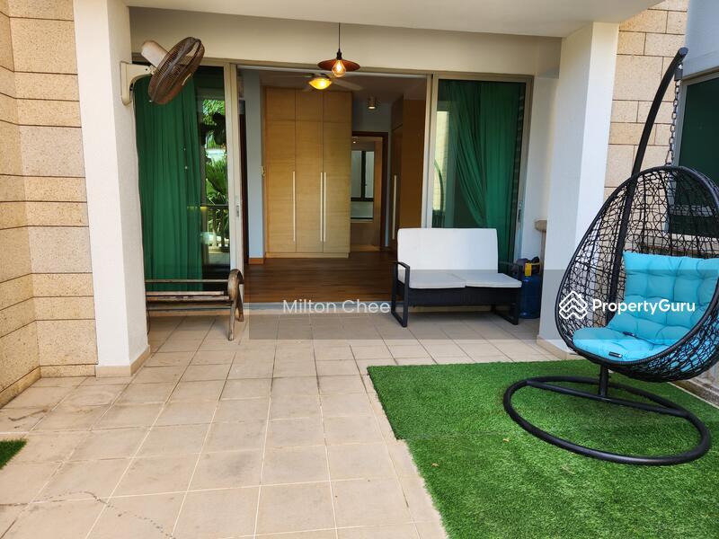 Prop-GPT: Condominium: D04  The Berth by the Cove