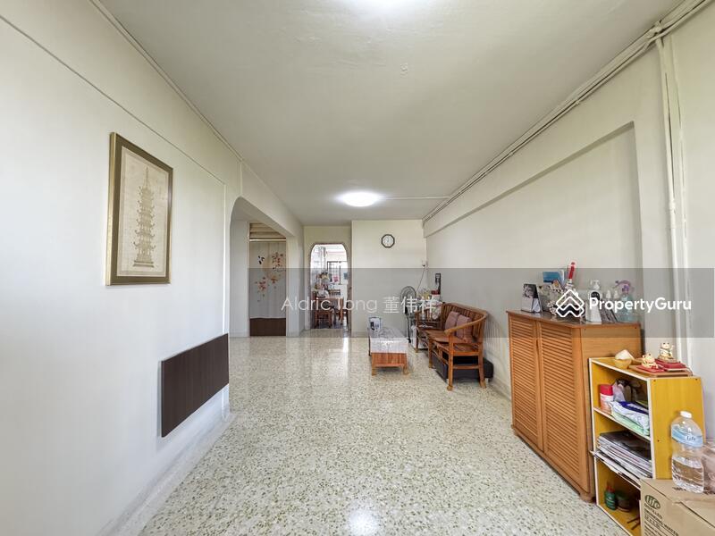 Prop-GPT: HDB Flat: D16 Bedok 425 Bedok North Road