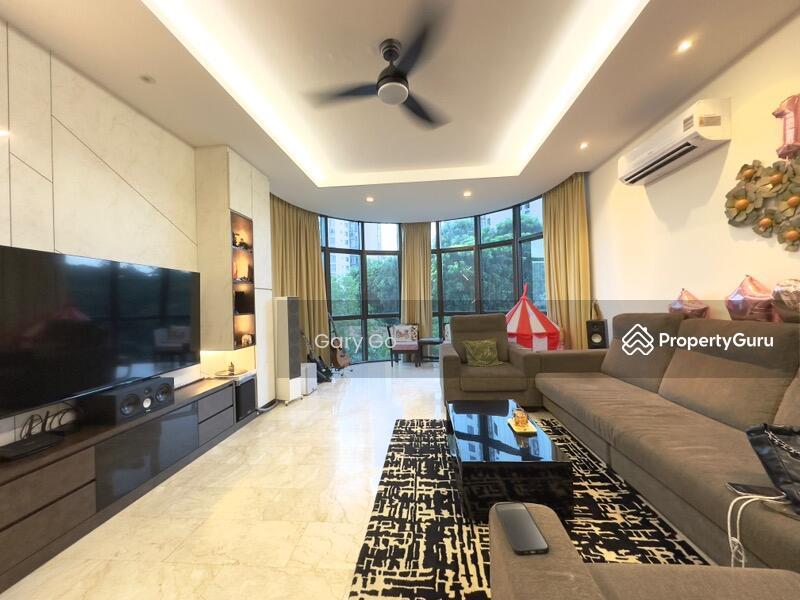 Prop-GPT: Condominium: D22  Parc Oasis