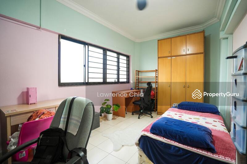 332 Jurong East Avenue 1