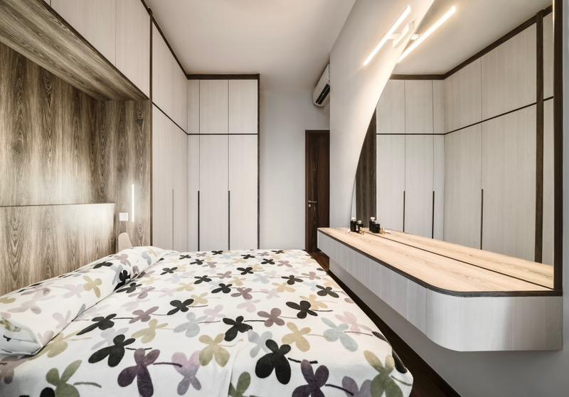 Parc Komo Condominium For Sale, $2,550,000, 4 Bed 3 Bath 1,410 sqft $1,809.00 psf