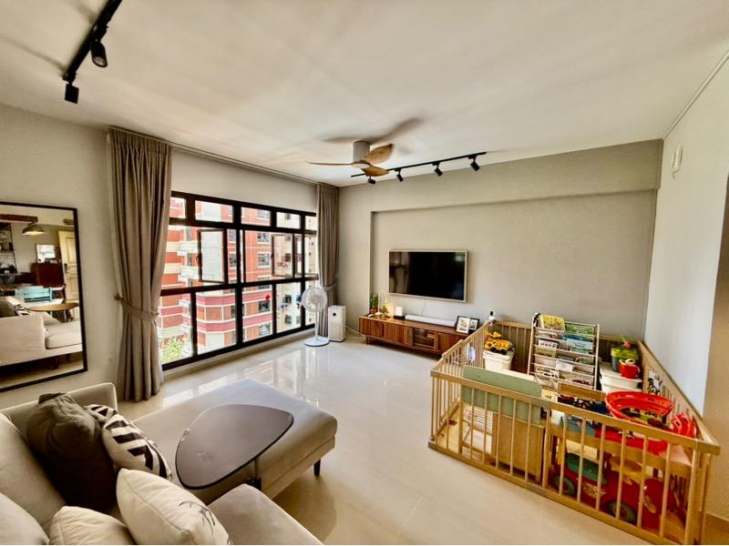 75B Redhill Road HDB Apartment For Sale, $1,050,000, 3 Bed 2 Bath 1,076 sqft $976.00 psf HDB Apartment | D03 Bukit Merah | Prop-GPT the AI-Powered Property Guru