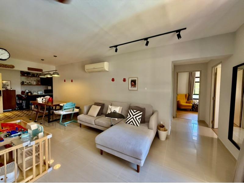 75B Redhill Road HDB Apartment For Sale, $1,050,000, 3 Bed 2 Bath 1,076 sqft $976.00 psf