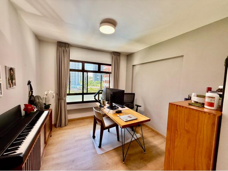 75B Redhill Road HDB Apartment For Sale, $1,050,000, 3 Bed 2 Bath 1,076 sqft $976.00 psf