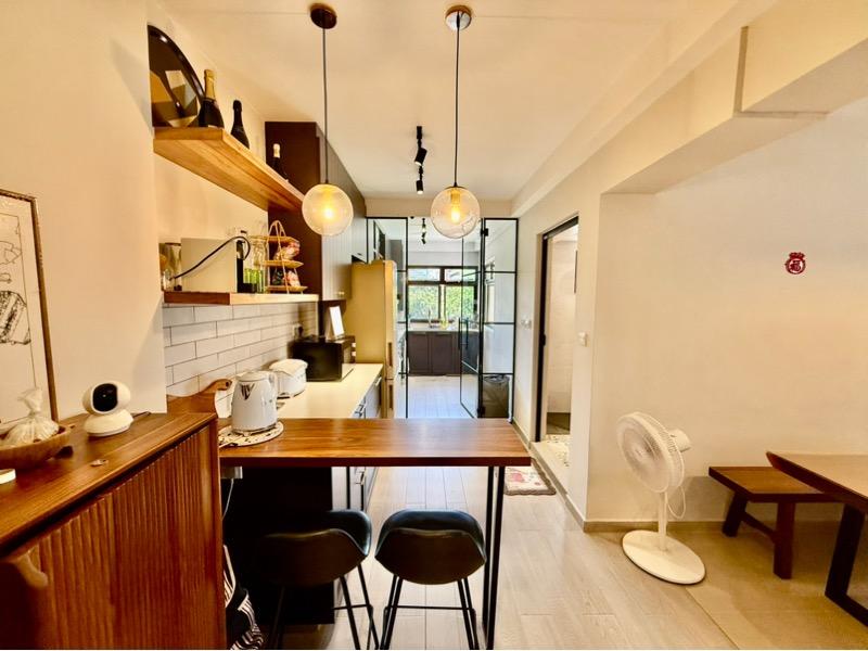 75B Redhill Road HDB Apartment For Sale, $1,050,000, 3 Bed 2 Bath 1,076 sqft $976.00 psf