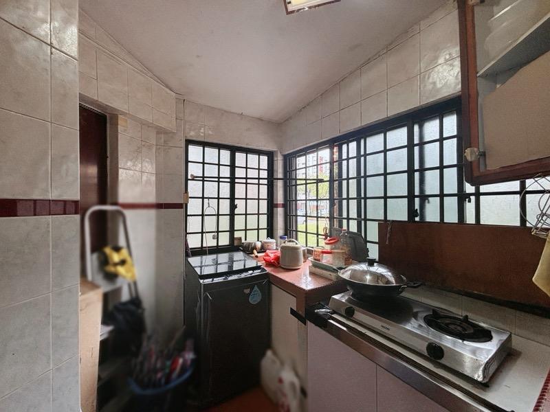 241 Hougang Street 22 HDB Apartment For Sale, $460,000, 2 Bed 2 Bath 893 sqft $515.00 psf