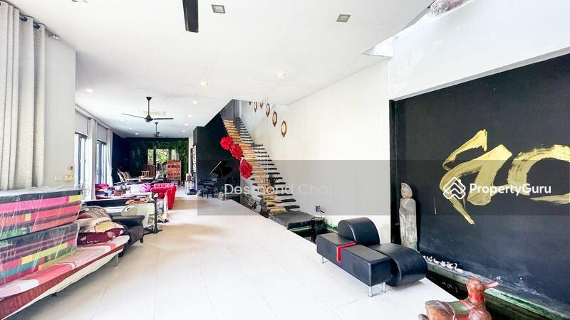 Prop-GPT: Semi-Detached: D25 Woodlands Woodlands Park