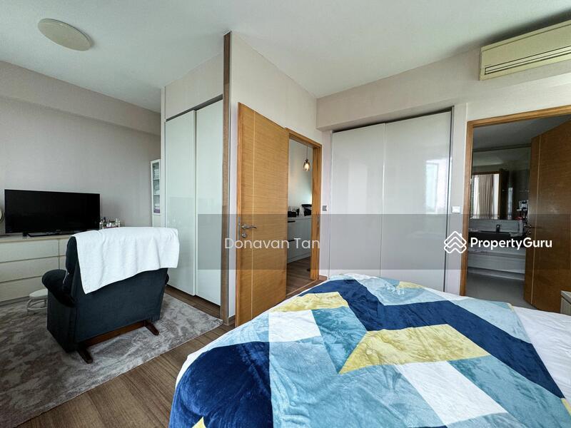 Condominium for Sale: D23, 679518