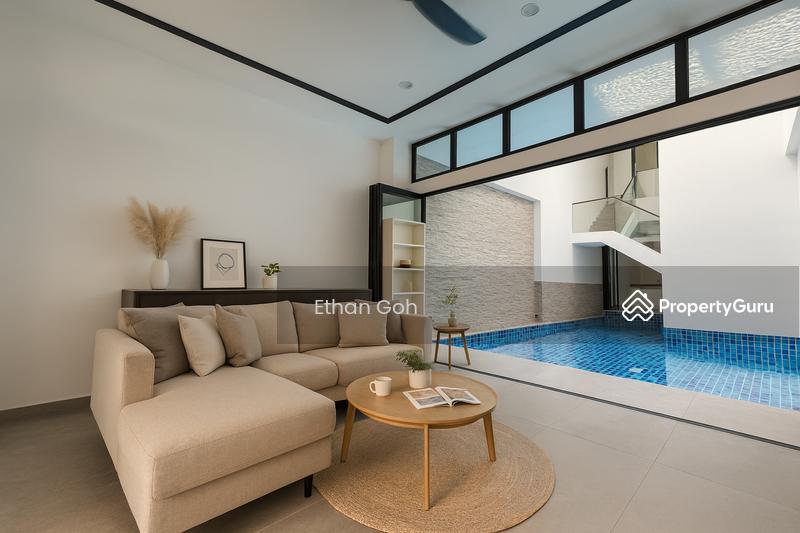 Prop-GPT: Terrace: D15 East Coast east coast road