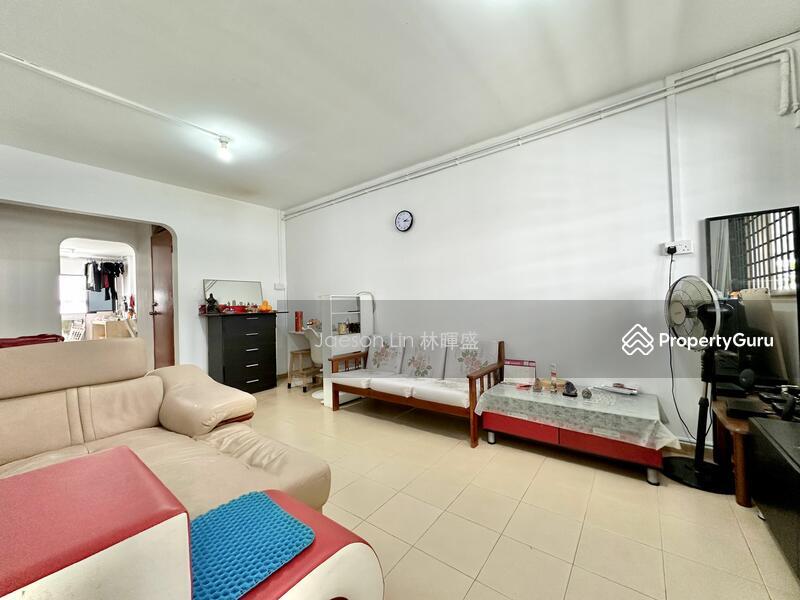 Prop-GPT: HDB Flat: D23  249 Bangkit Road