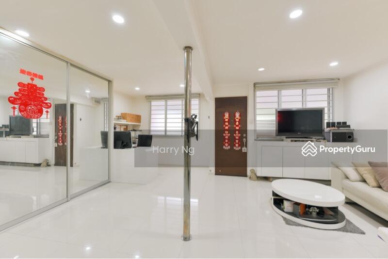 Prop-GPT: HDB Flat: D27 Yishun 110 Yishun Ring Road