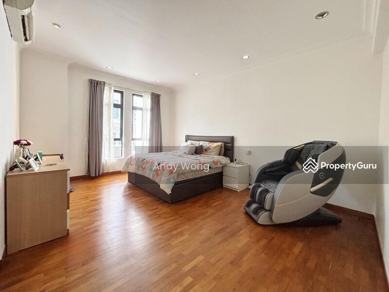 Seletar Place - Beautiful Cul De Sac Freehold Terrace House