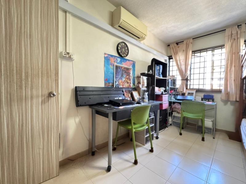 82 Bedok North Road HDB Apartment For Sale, $518,000, 3 Bed 2 Bath 990 sqft $523.00 psf