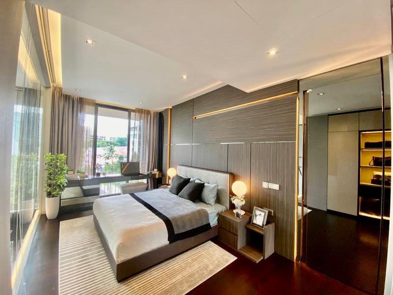 Lloyd Sixtyfive Condominium For Sale, $6,968,067, 2 Bed 2 Bath 1,808 sqft $3,854.00 psf