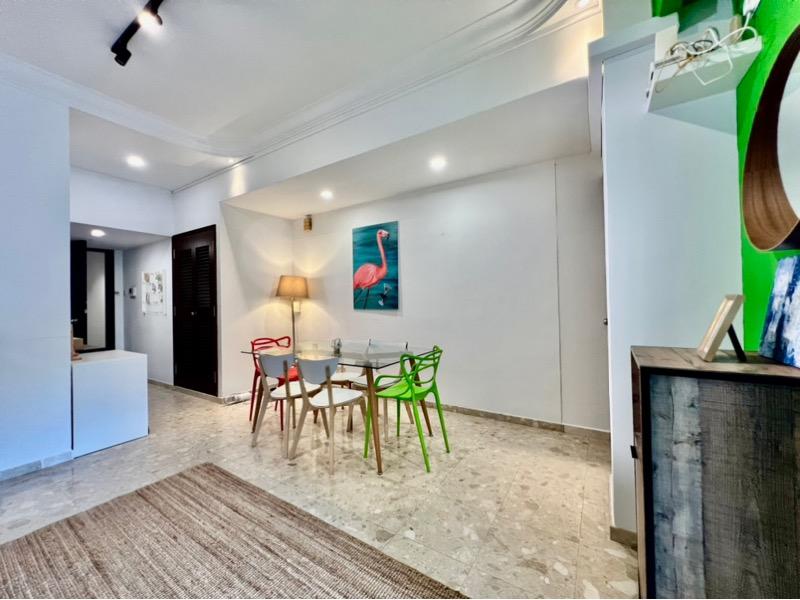 UE Square Apartment For Sale, $2,100,000, 2 Bed 2 Bath 990 sqft $2,121.00 psf