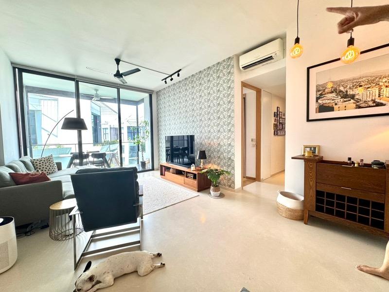The Crest Condominium For Sale, $2,750,000, 3 Bed 3 Bath 1,228 sqft $2,239.00 psf