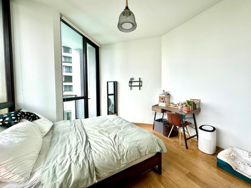 The Crest Condominium For Sale, $2,750,000, 3 Bed 3 Bath 1,228 sqft $2,239.00 psf