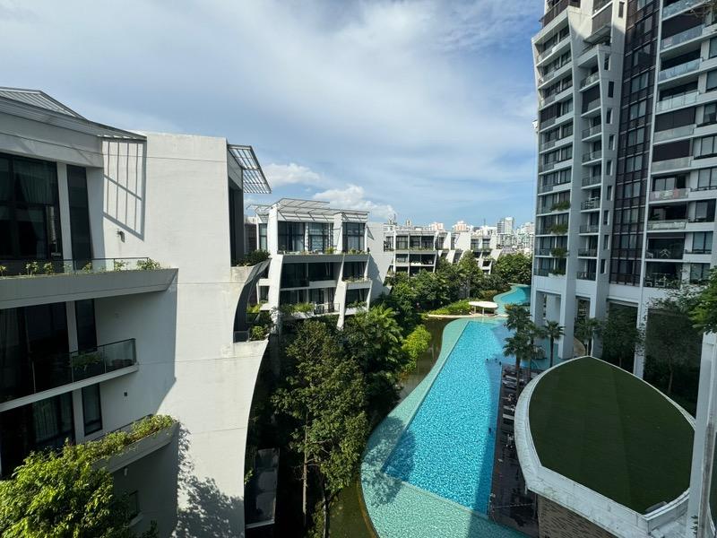 The Crest Condominium For Sale, $2,750,000, 3 Bed 3 Bath 1,228 sqft $2,239.00 psf