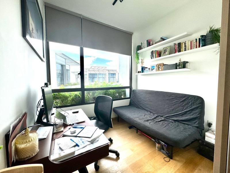 The Crest Condominium For Sale, $2,750,000, 3 Bed 3 Bath 1,228 sqft $2,239.00 psf