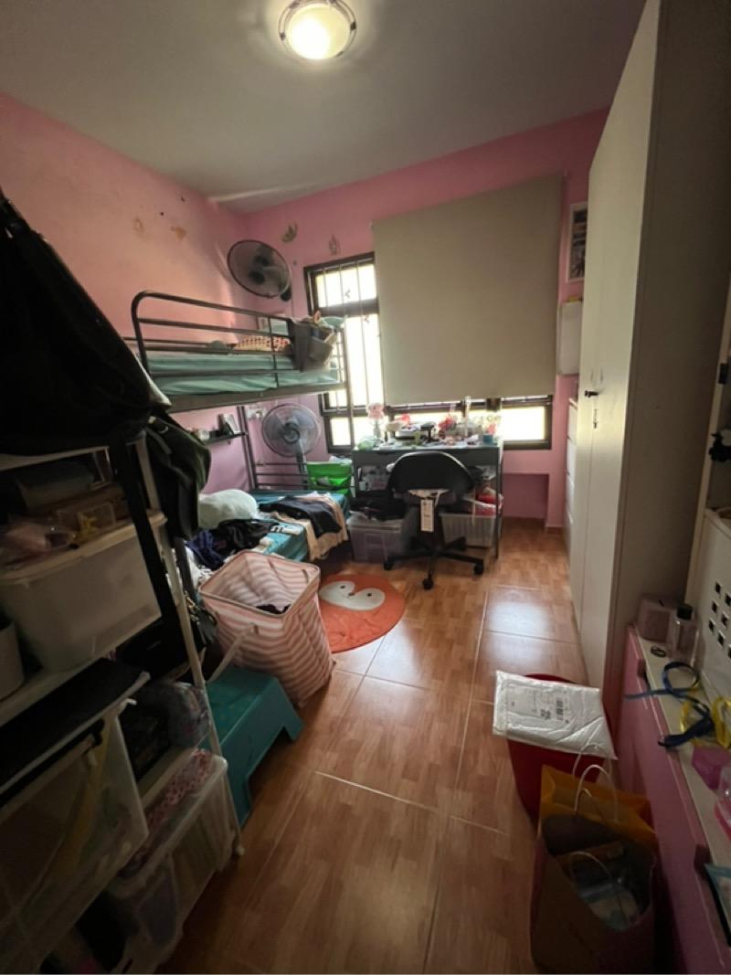 77A Redhill Road HDB Apartment For Sale, $920,000, 2 Bed 2 Bath 1,076 sqft $855.00 psf