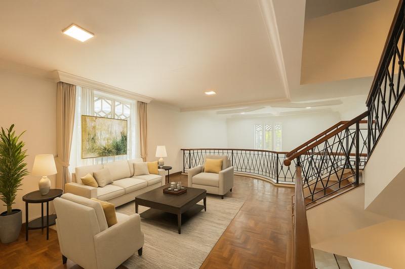 Prop-GPT: Semi-Detached: D16  New listing landed for sale immediate 4b4b quiet