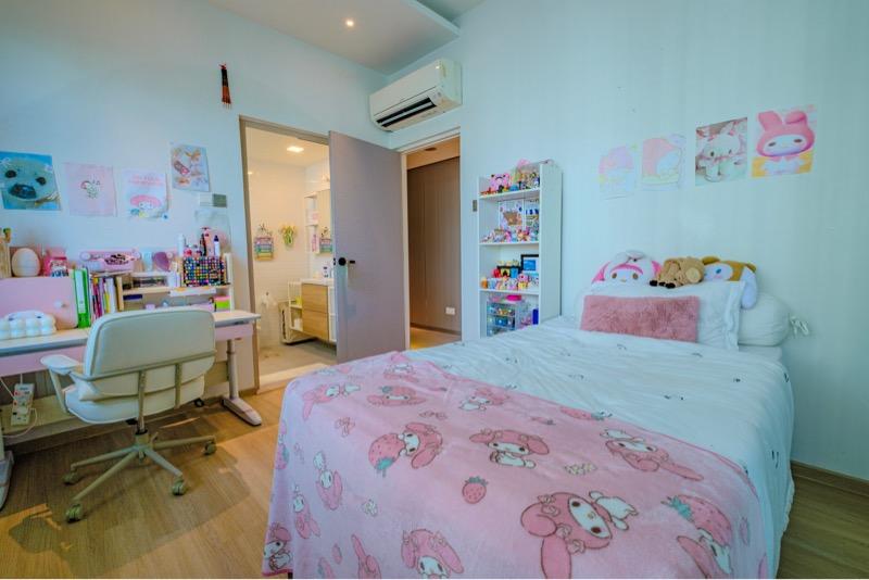 Mirage Tower Condominium For Sale, $6,288,888, 4 Bed 4 Bath 2,605 sqft $2,414.00 psf