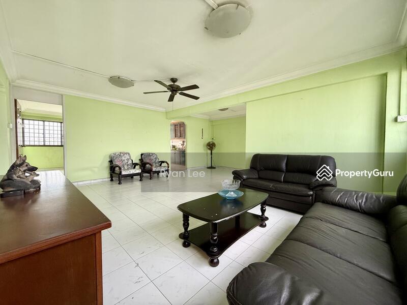 Prop-GPT: HDB Flat: D27 Yishun 289 Yishun Avenue 6
